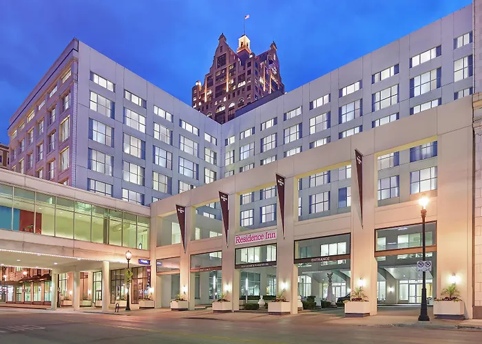 Beach Hotels Residence Inn Milwaukee Downtown
